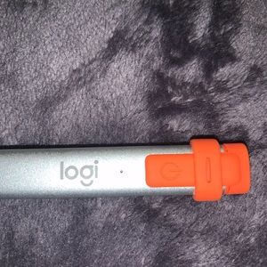 Logitech crayon / stylus for iPad/ tablet